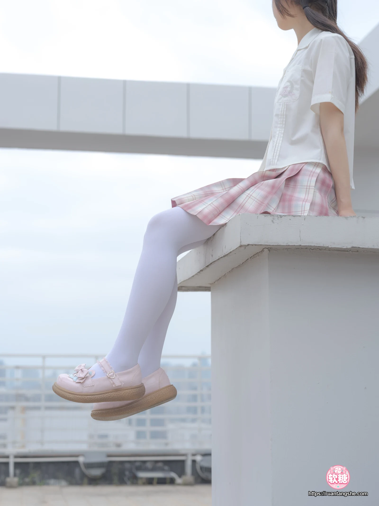 森萝财团 小圆-001