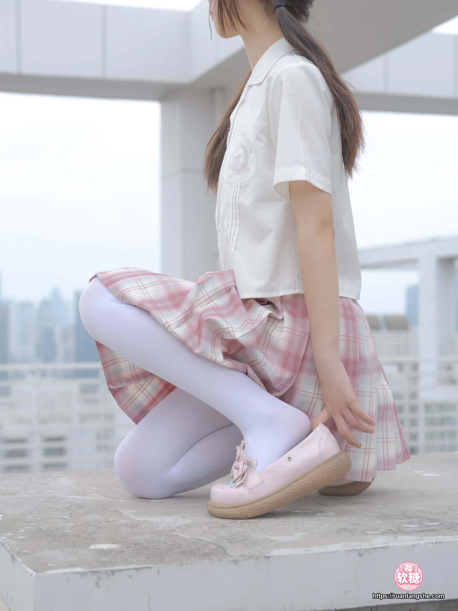 森萝财团 小圆-001