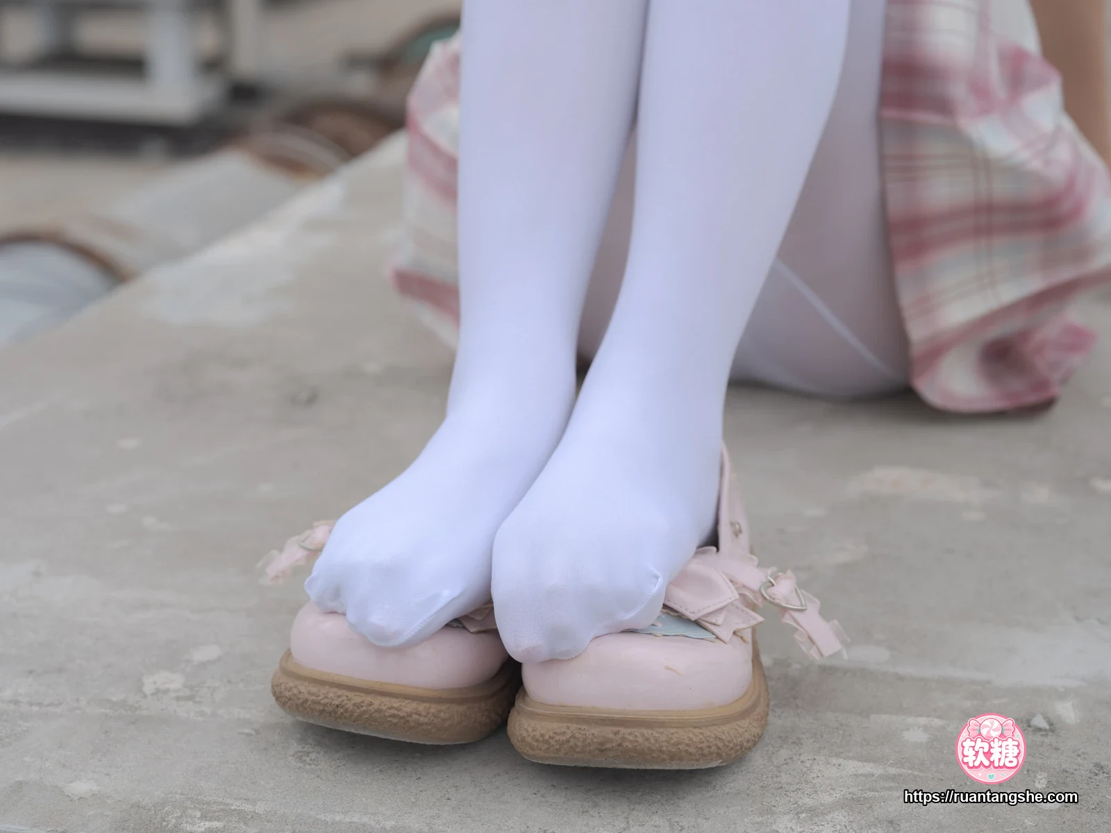 森萝财团 小圆-001