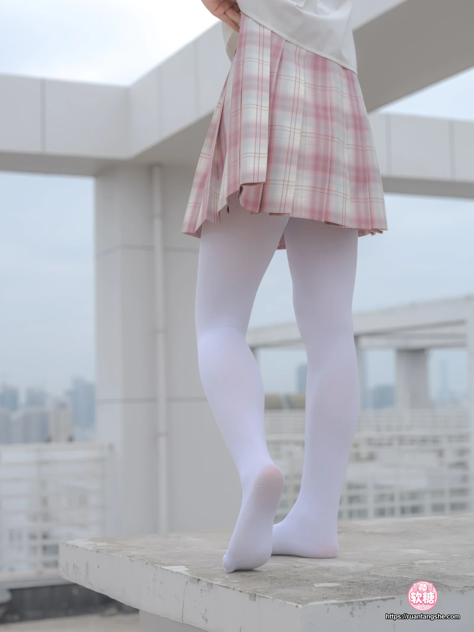 森萝财团 小圆-001