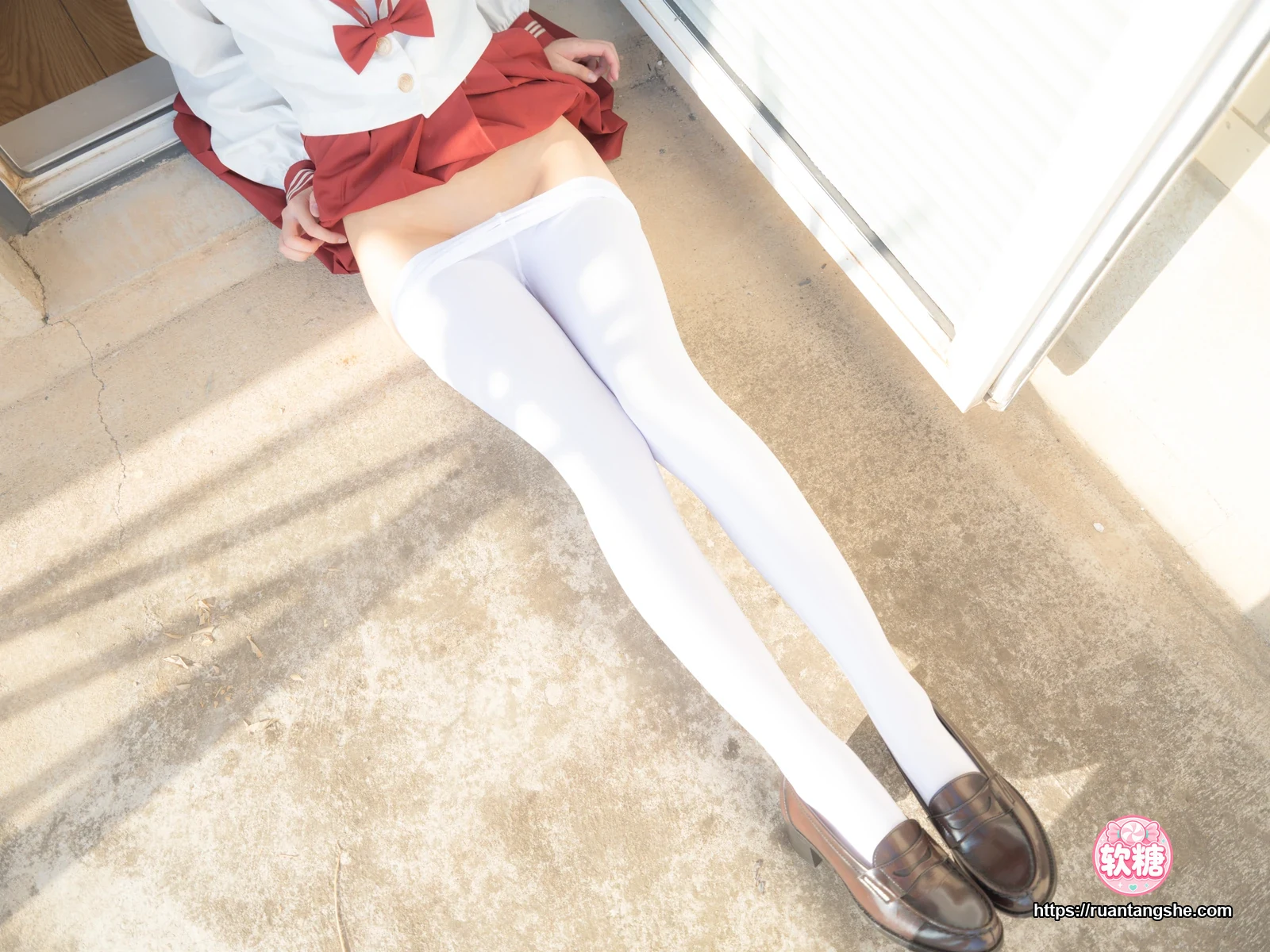 紧急企划 紧急企划 内部015 一只喵喵梓 白丝JK制服
