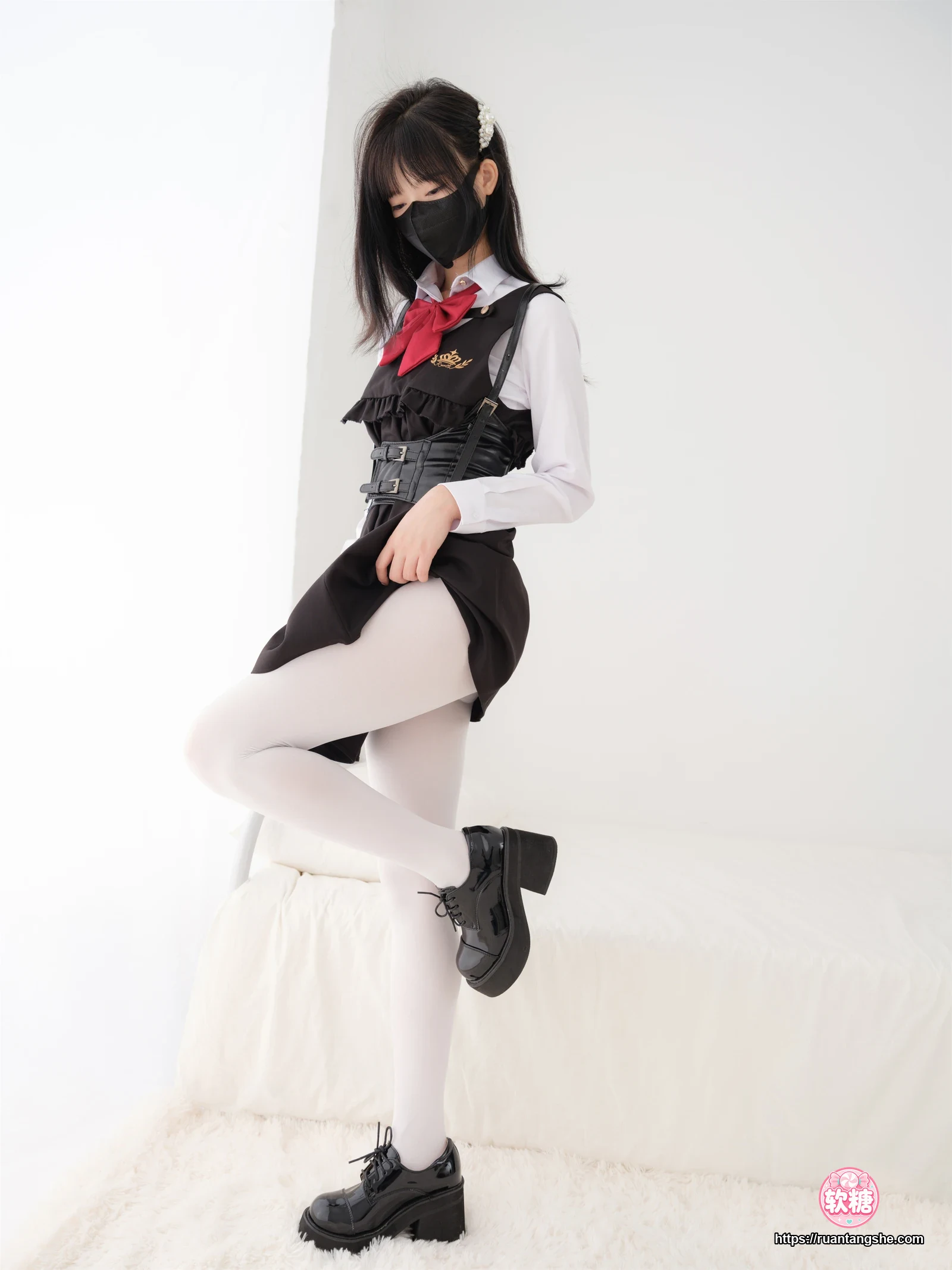 紧急企划 紧急企划 内部023 见希w 白丝学生服