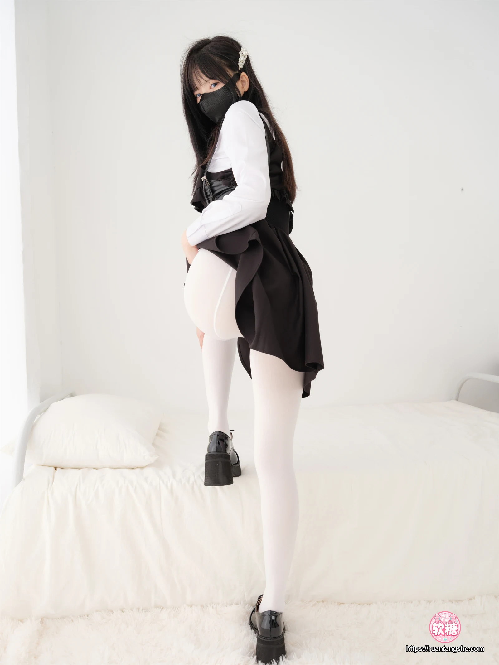 紧急企划 紧急企划 内部023 见希w 白丝学生服