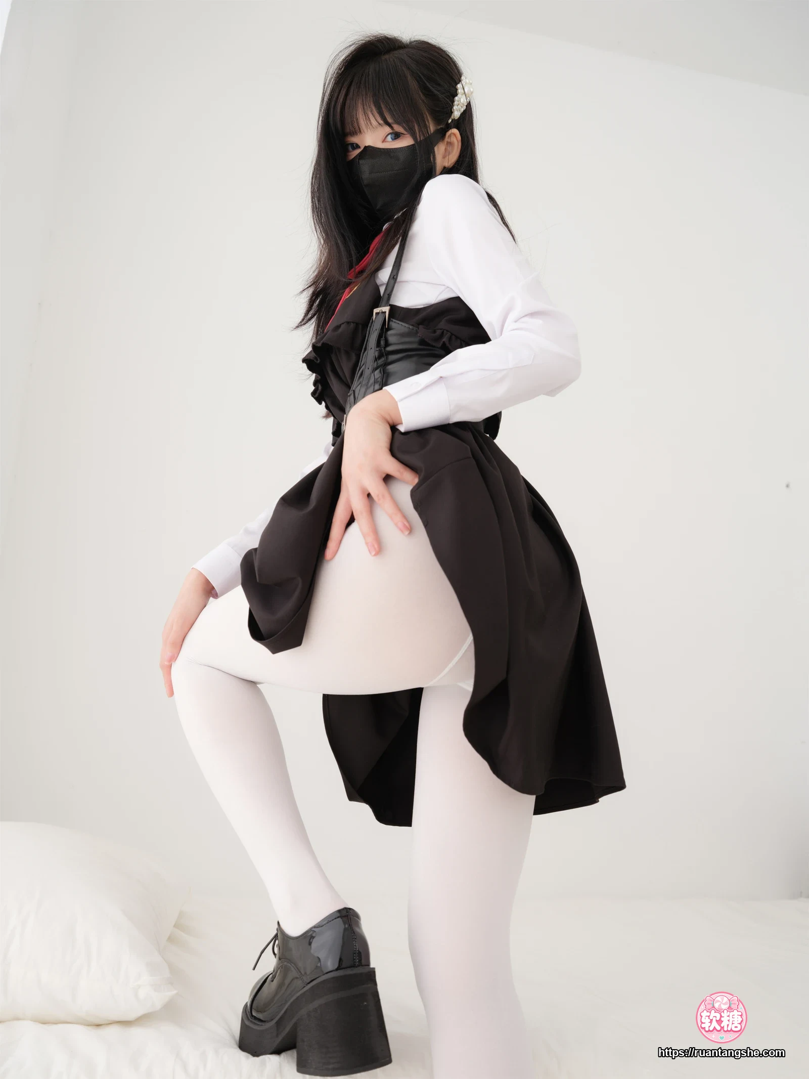 紧急企划 紧急企划 内部023 见希w 白丝学生服