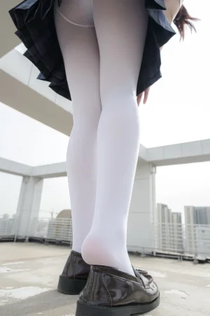 森萝财团《月下-02》写真图集 102P+1V｜在线预览与图包下载
