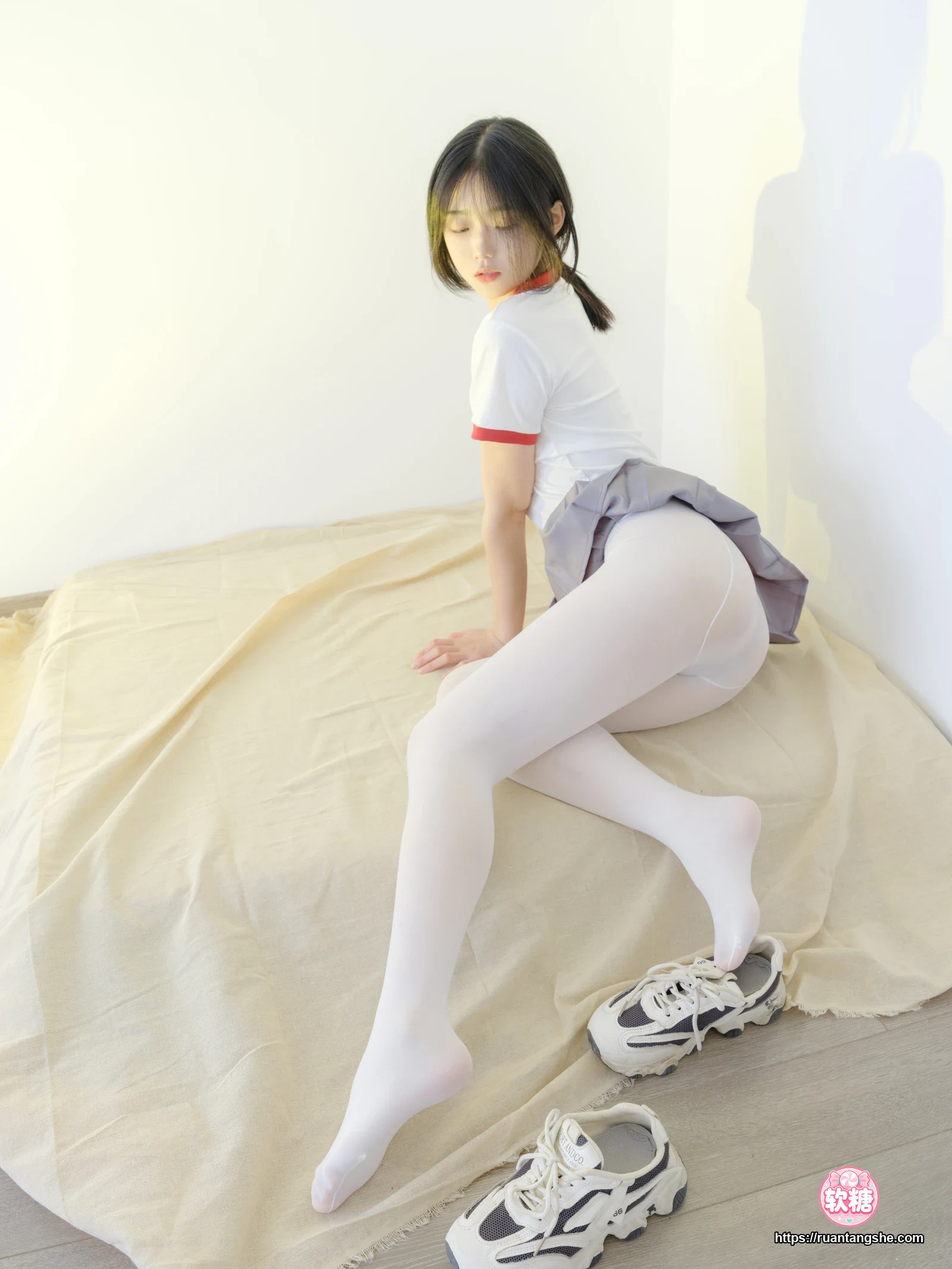 森萝财团 森萝财团 小樱-03E 4K 白体操服短裙