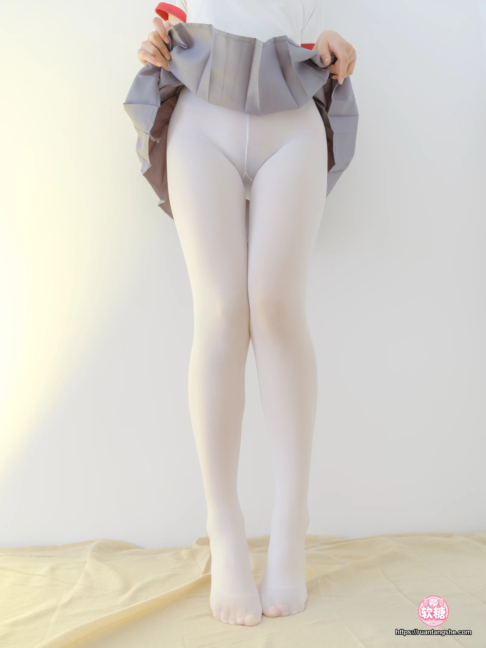 森萝财团 森萝财团 小樱-03E 4K 白体操服短裙