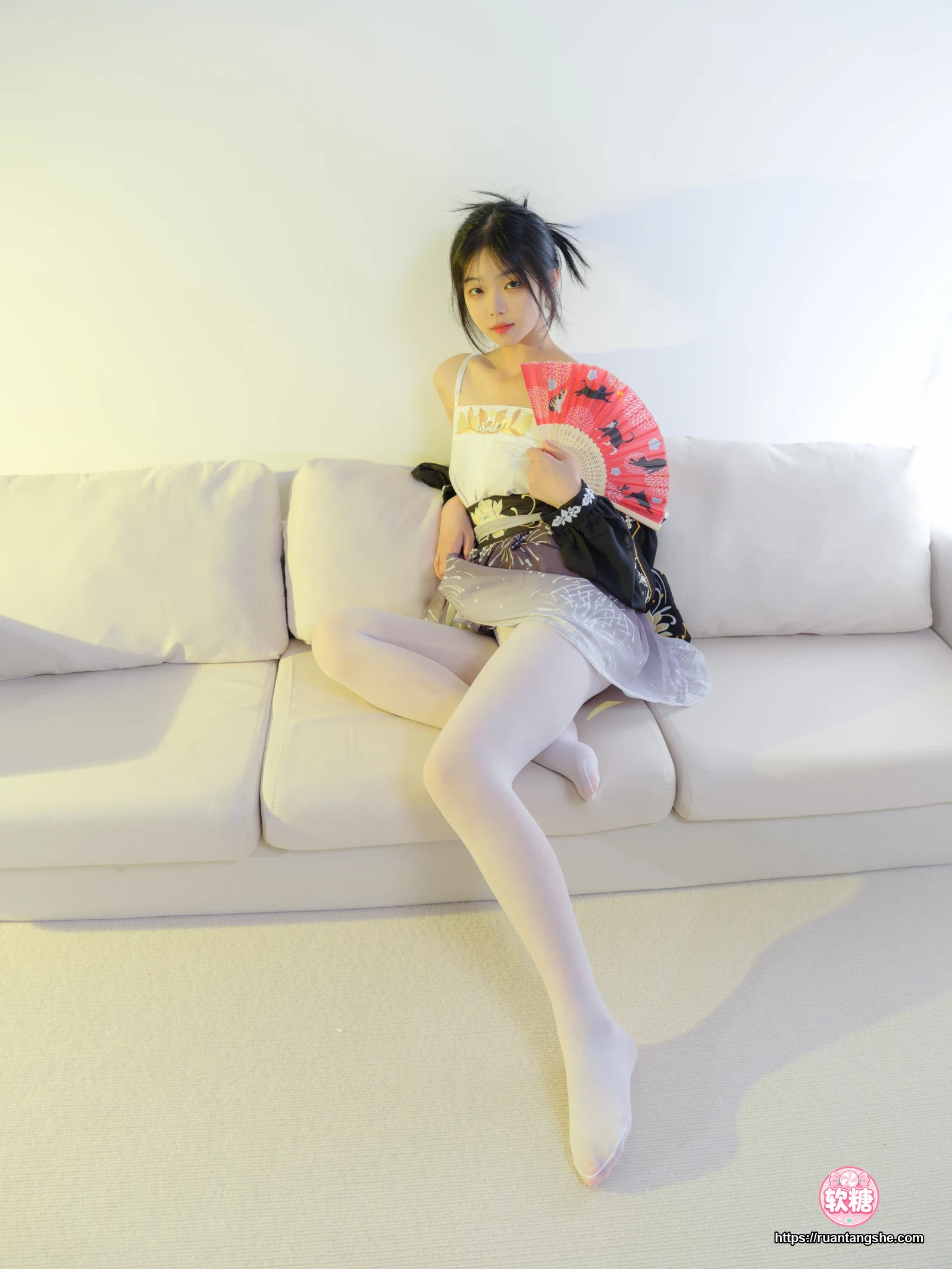 森萝财团 森萝财团 小樱-04E 4K 白丝汉服肚兜