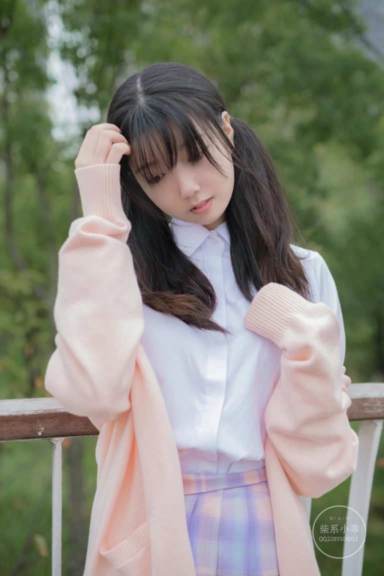 稚乖画册 晴空-08 夜夜《稚乖画册 颓废-01》写真图集 73P｜在线预览与图包下载