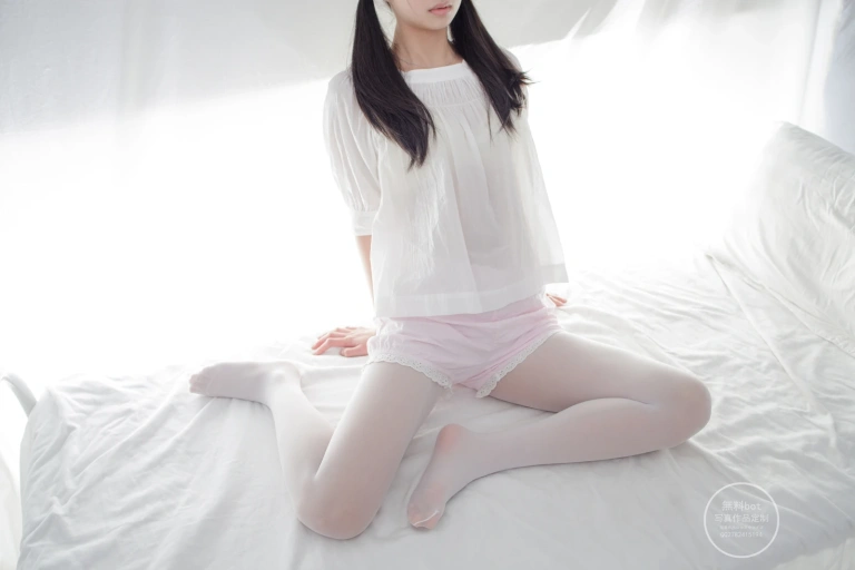 森萝财团《有料-23》写真图集 53P+1V｜在线预览与图包下载