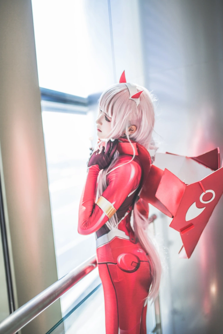 三度_69《DARLING in the FRANXX》写真图集 16P｜在线预览与图包下载