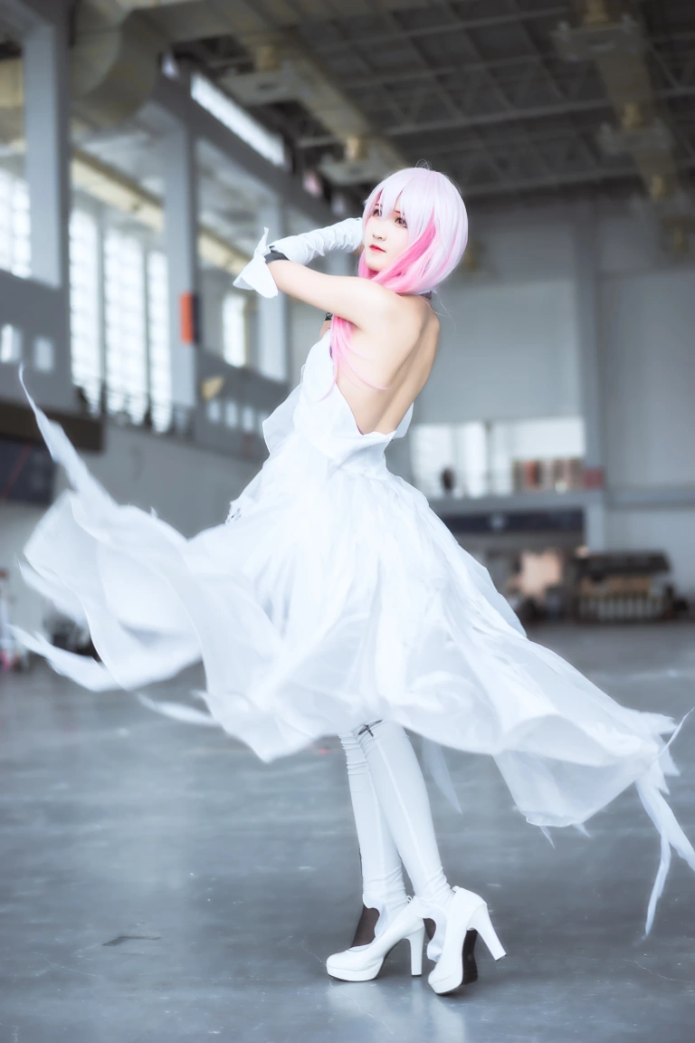 三度_69《EGOIST》写真图集 8P｜在线预览与图包下载