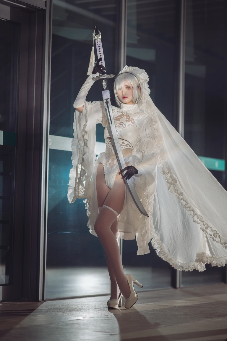 三度_69《2B 自拍》写真图集 27P｜在线预览与图包下载