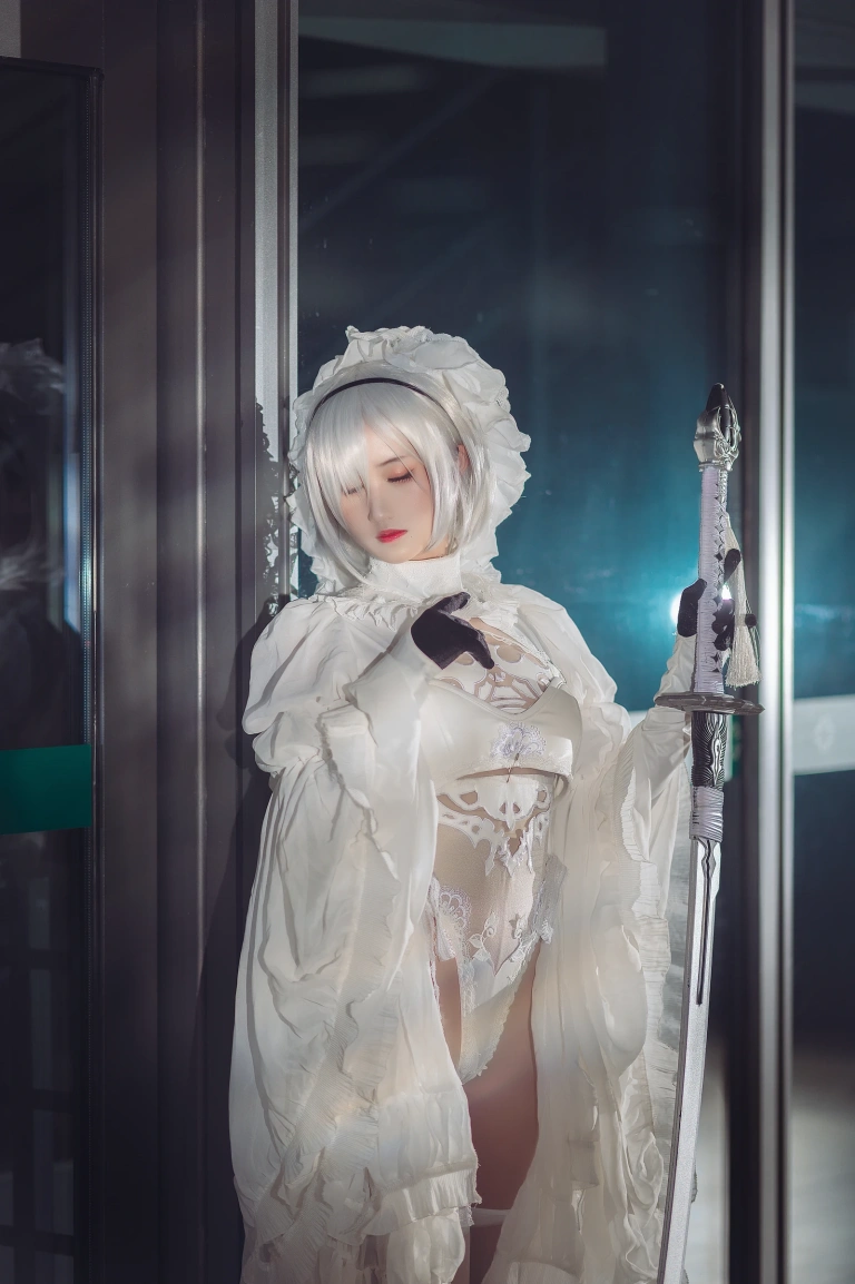 三度_69《2B 自拍》写真图集 27P｜在线预览与图包下载