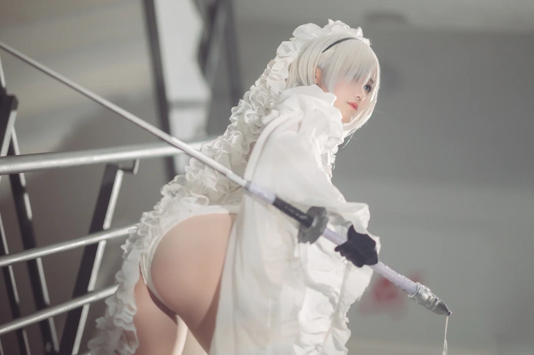 三度_69《2B 自拍》写真图集 27P｜在线预览与图包下载