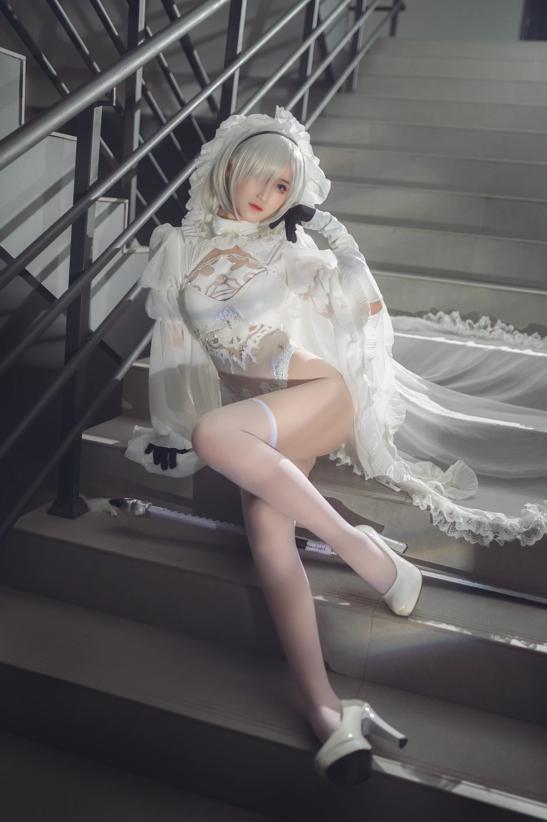 三度_69《2B 自拍》写真图集 27P｜在线预览与图包下载
