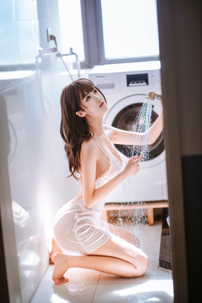 三度_69《赤夏》写真图集 21P｜在线预览与图包下载