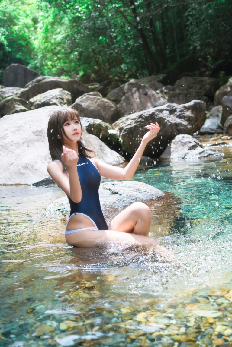 三度_69《竞泳》写真图集 21P+7V｜在线预览与图包下载