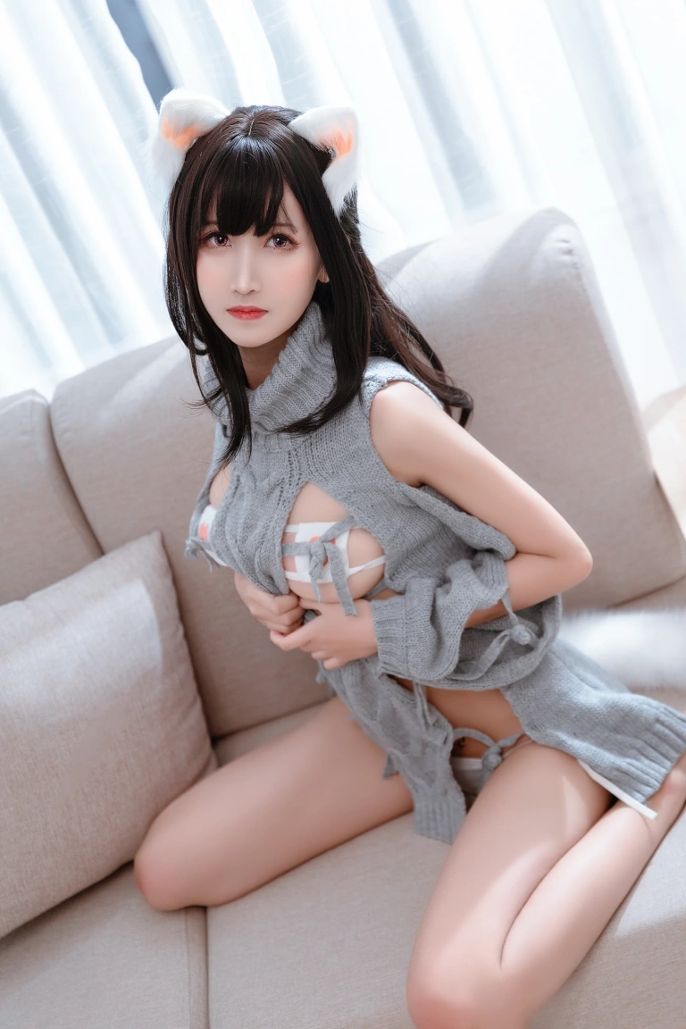 三度_69《露背毛衣》写真图集 36P+2V｜在线预览与图包下载