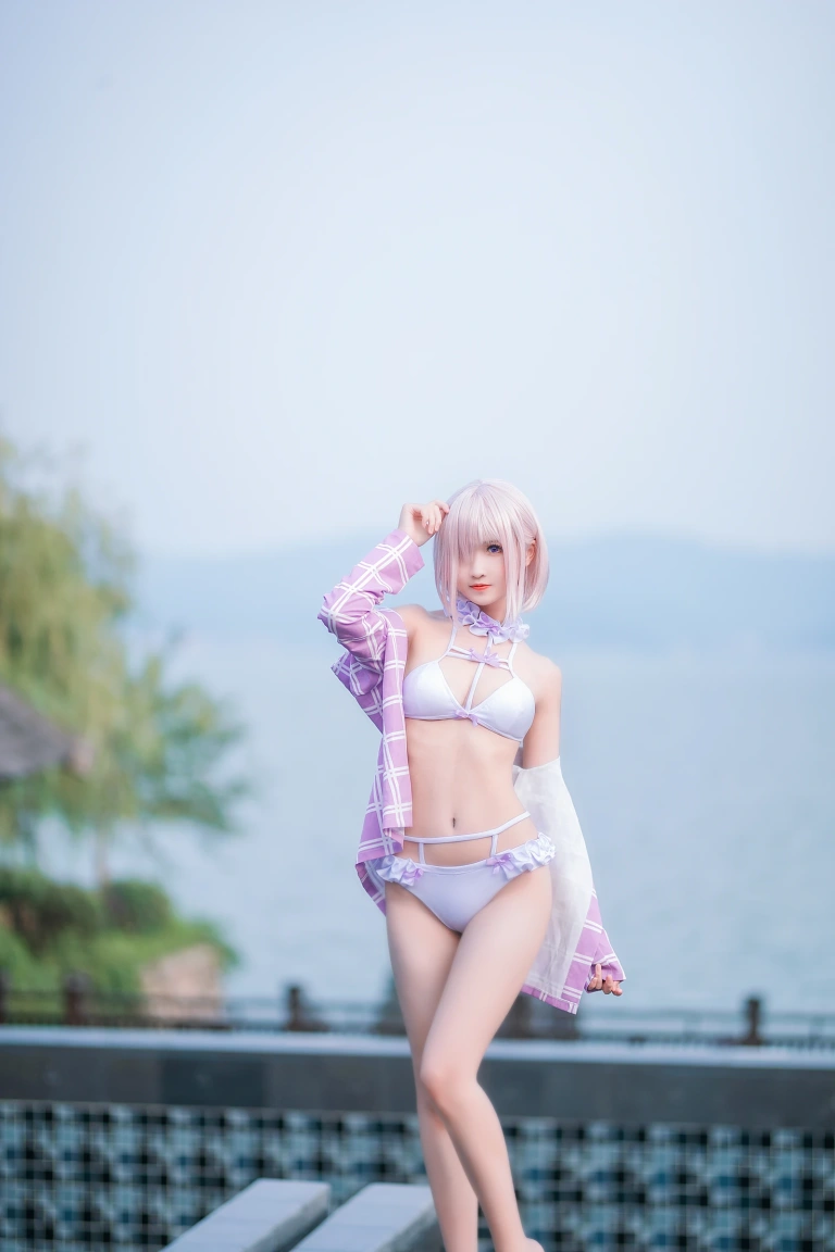 三度_69《玛修泳装》写真图集 41P｜在线预览与图包下载