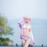 三度_69《玛修泳装》写真图集 41P｜在线预览与图包下载