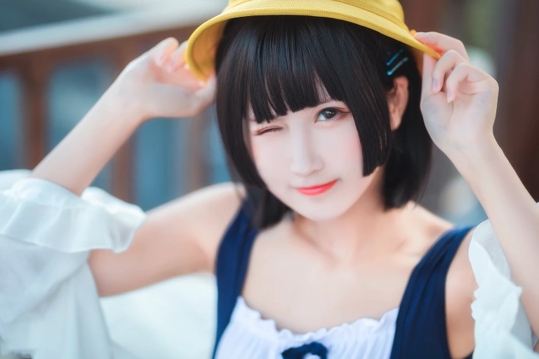 三度_69《小黄帽》写真图集 40P｜在线预览与图包下载