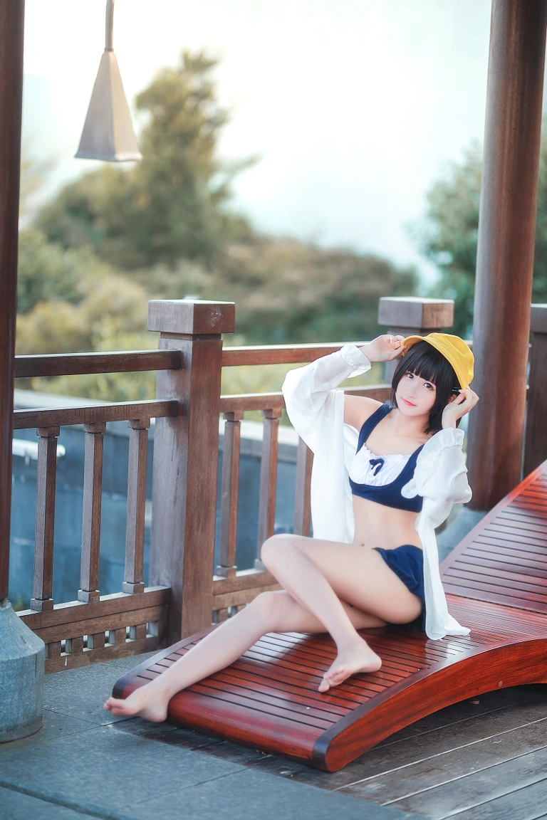 三度_69《小黄帽》写真图集 40P｜在线预览与图包下载