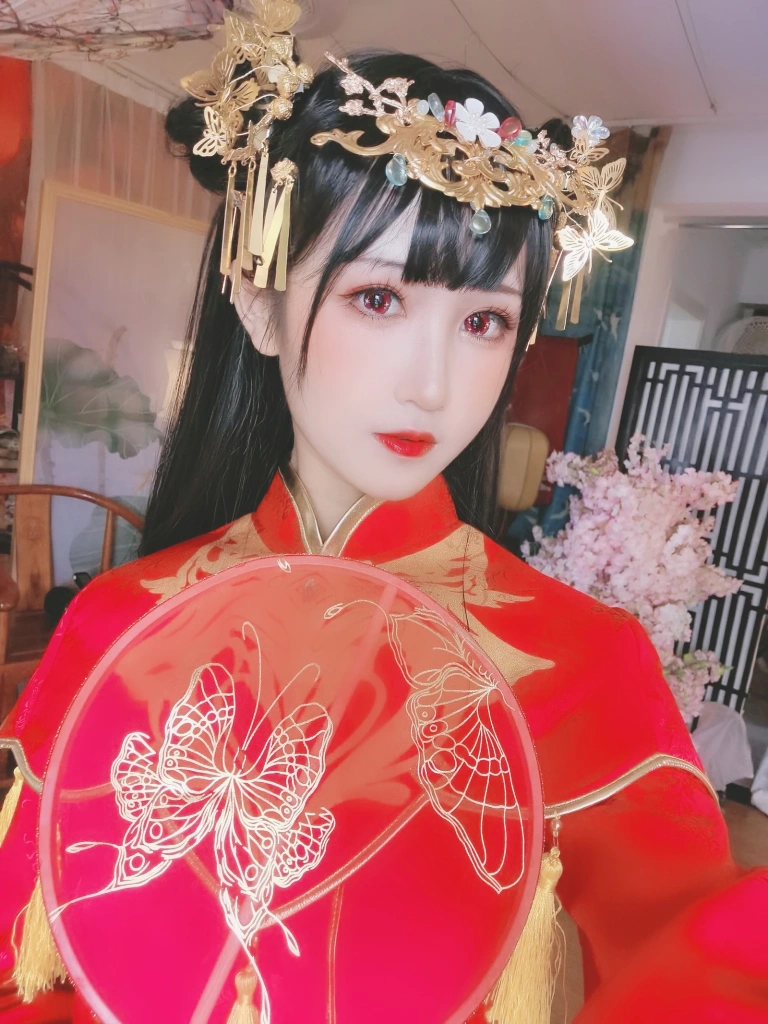 三度_69《逸仙 自拍》写真图集 20P｜在线预览与图包下载