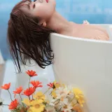 三度_69《浴缸蓝睡裙》写真图集 20P｜在线预览与图包下载