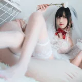 三度_69《婚纱孔雀翎》写真图集 24P｜在线预览与图包下载