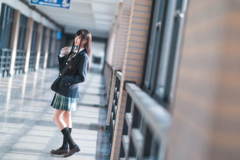 三度_69《森林来信JK》写真图集 15P｜在线预览与图包下载
