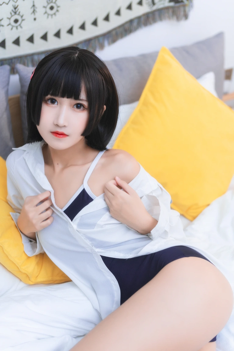 三度_69《衬衫日常》写真图集 22P｜在线预览与图包下载