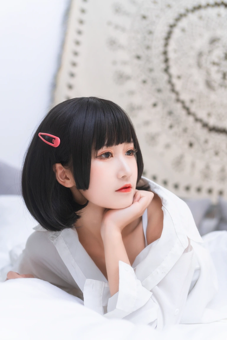 三度_69《衬衫日常》写真图集 22P｜在线预览与图包下载