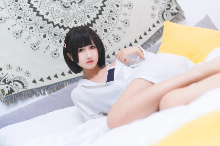 三度_69《衬衫日常》写真图集 22P｜在线预览与图包下载