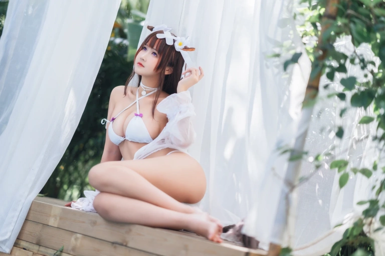 三度_69《牛牛泳装》写真图集 41P+3V｜在线预览与图包下载