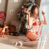 三度_69《圣诞小鹿》写真图集 22P+2V｜在线预览与图包下载