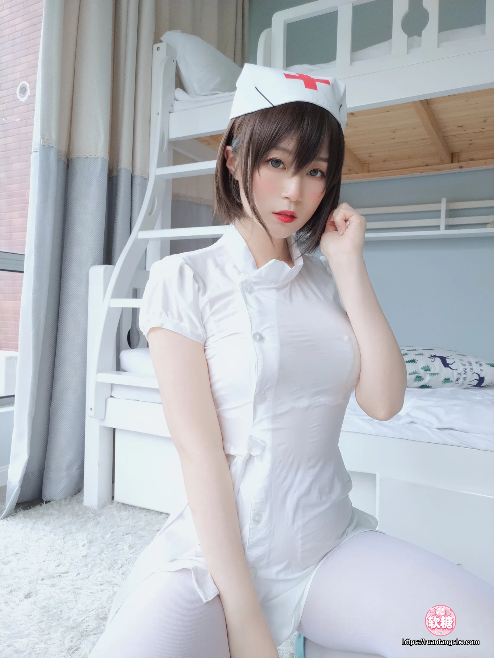 白银81 白银81 NO.002 - 白丝小护士