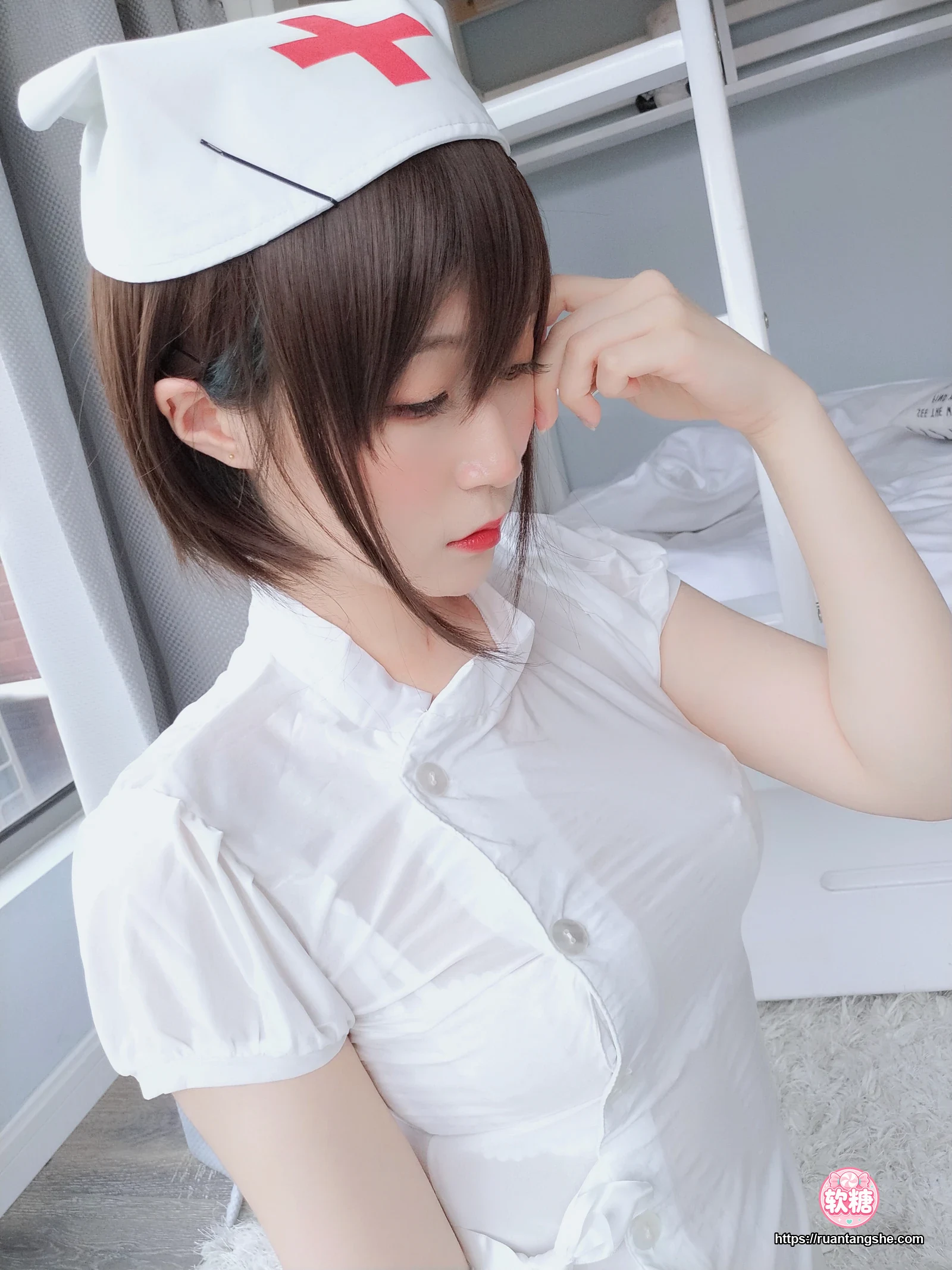 白银81 白银81 NO.002 - 白丝小护士