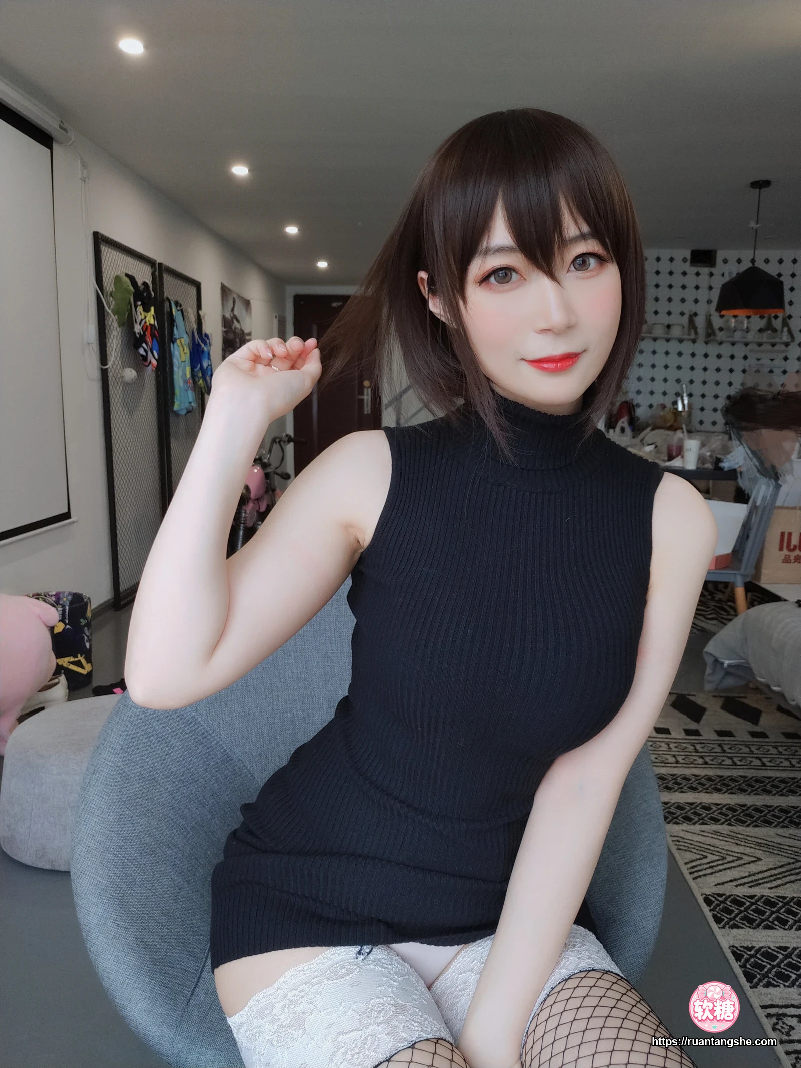 白银81 白银81 NO.009 - 黑色包臀裙