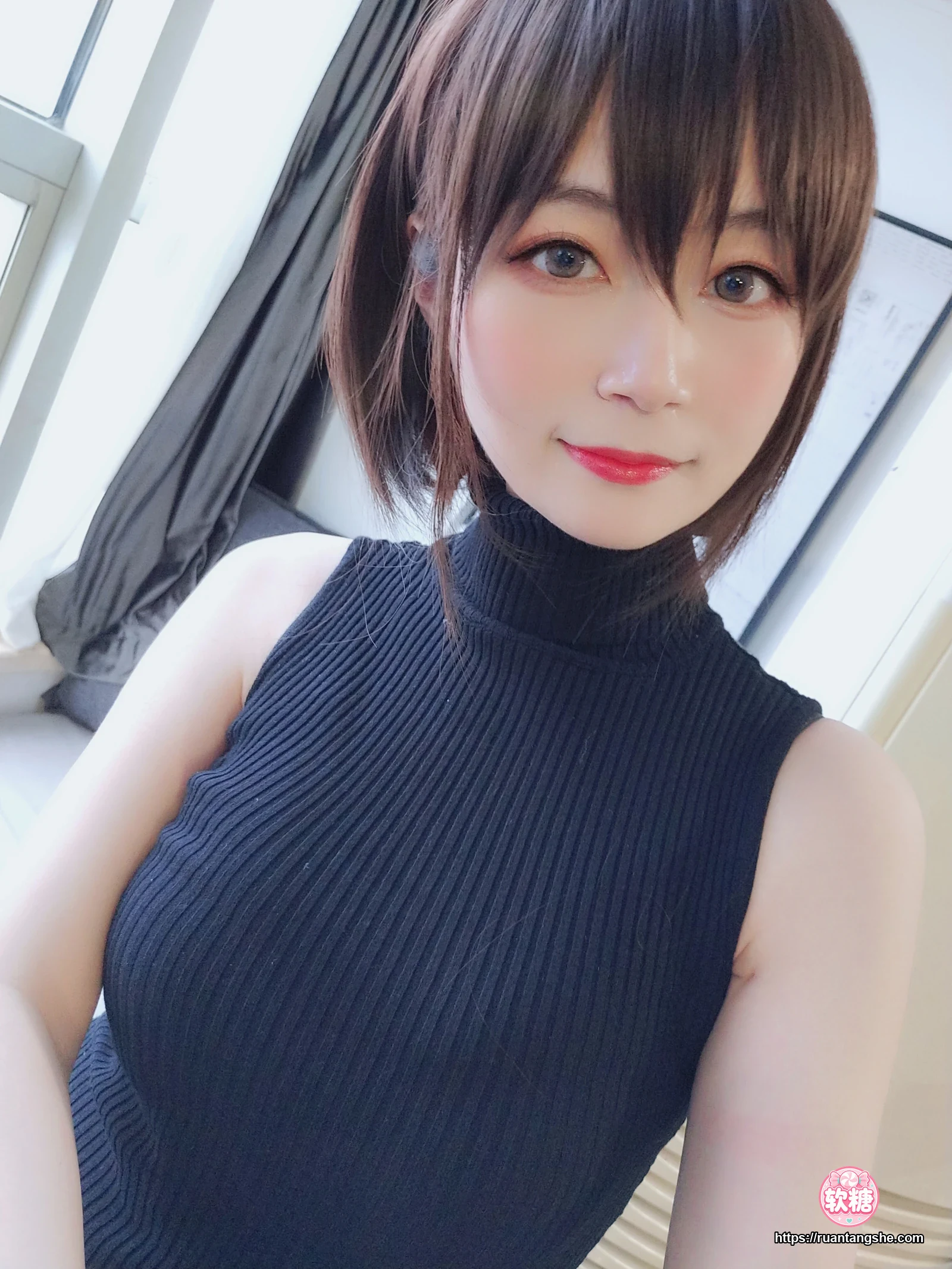 白银81 白银81 NO.009 - 黑色包臀裙