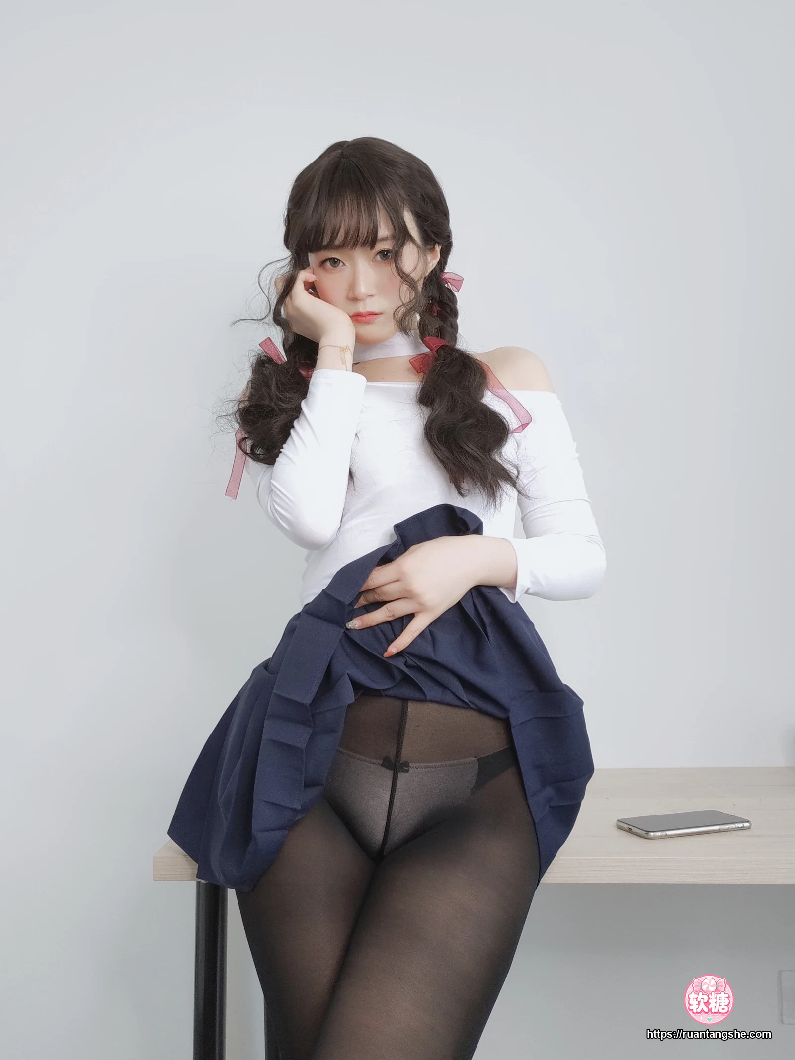 白银81 白银81 NO.010 - 邻家大姐姐的黑丝1