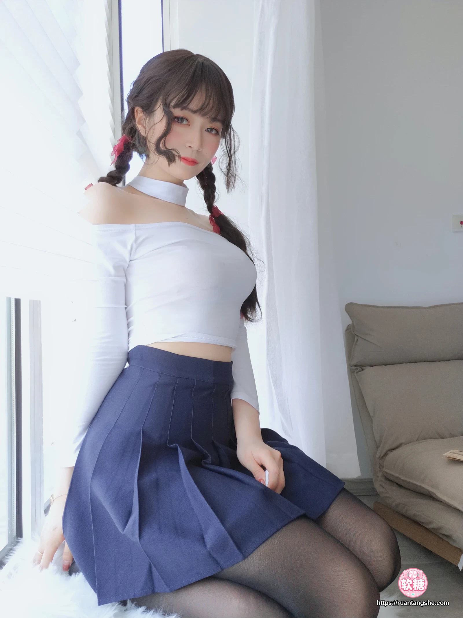 白银81 白银81 NO.010 - 邻家大姐姐的黑丝1