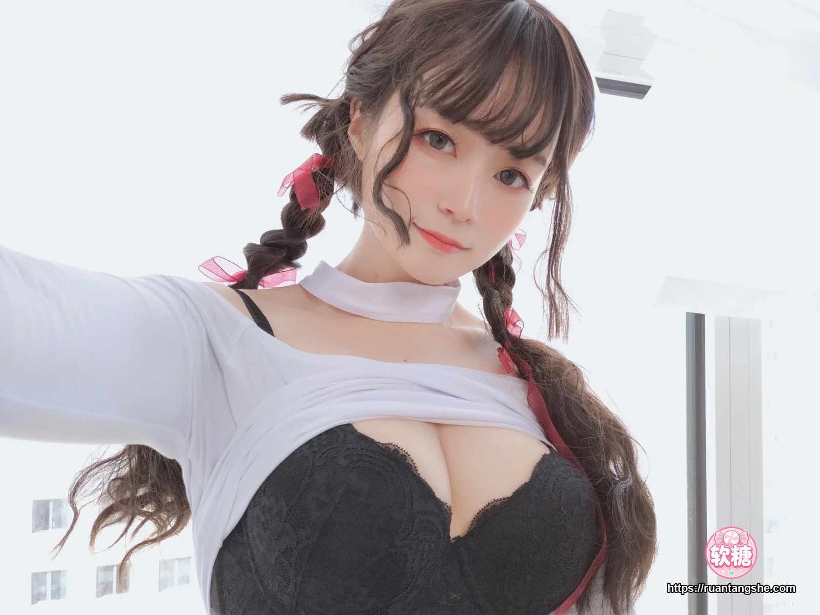 白银81 白银81 NO.011 - 邻家大姐姐的黑丝2 DLC