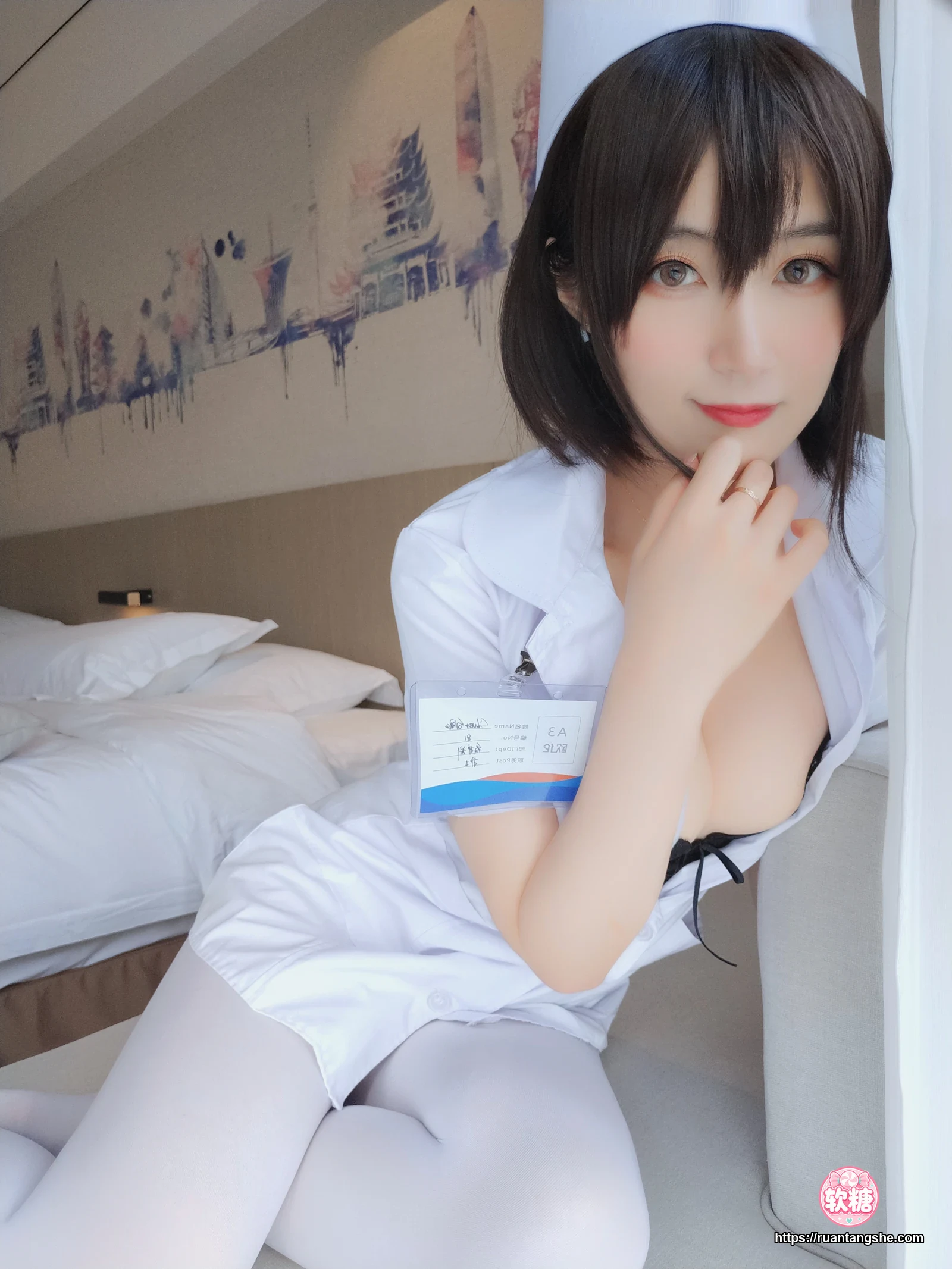 白银81 白银81 NO.017 - 短发小护士