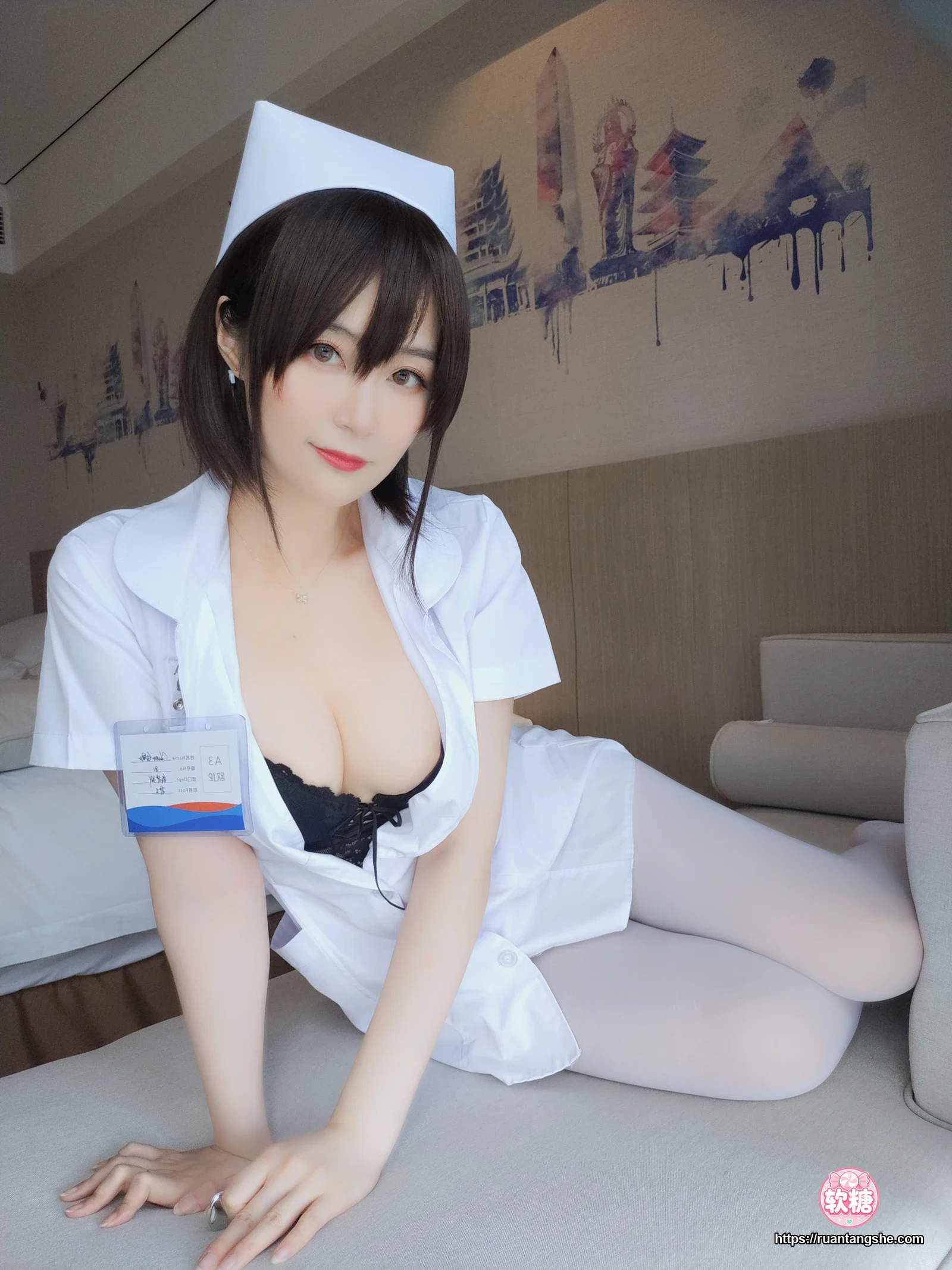白银81 白银81 NO.017 - 短发小护士