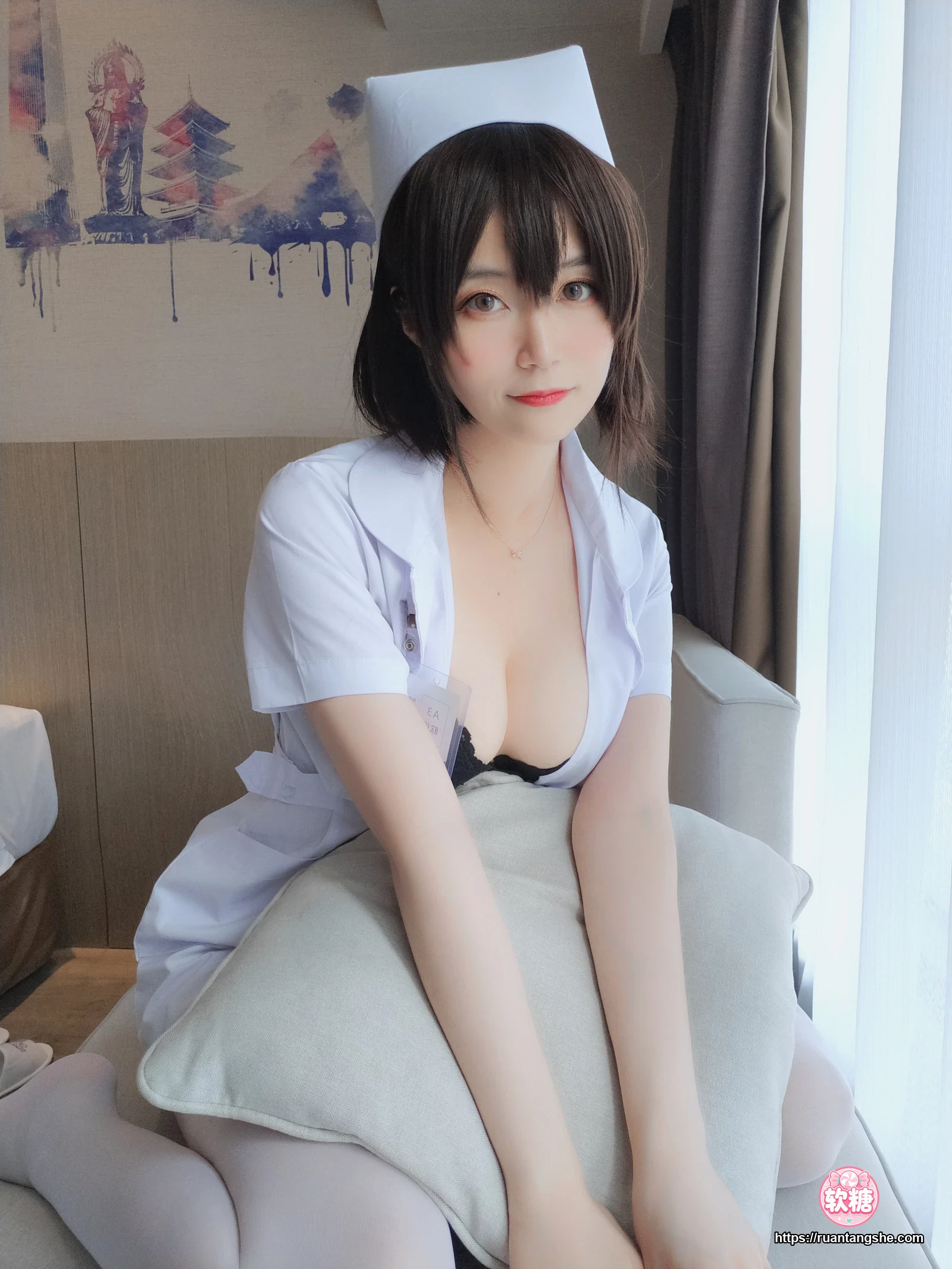 白银81 白银81 NO.017 - 短发小护士