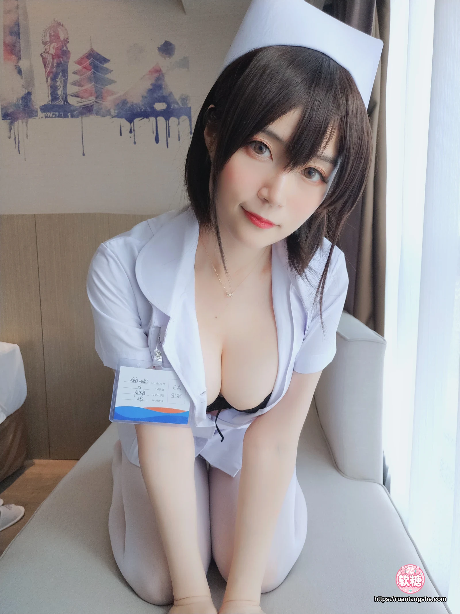 白银81 白银81 NO.017 - 短发小护士