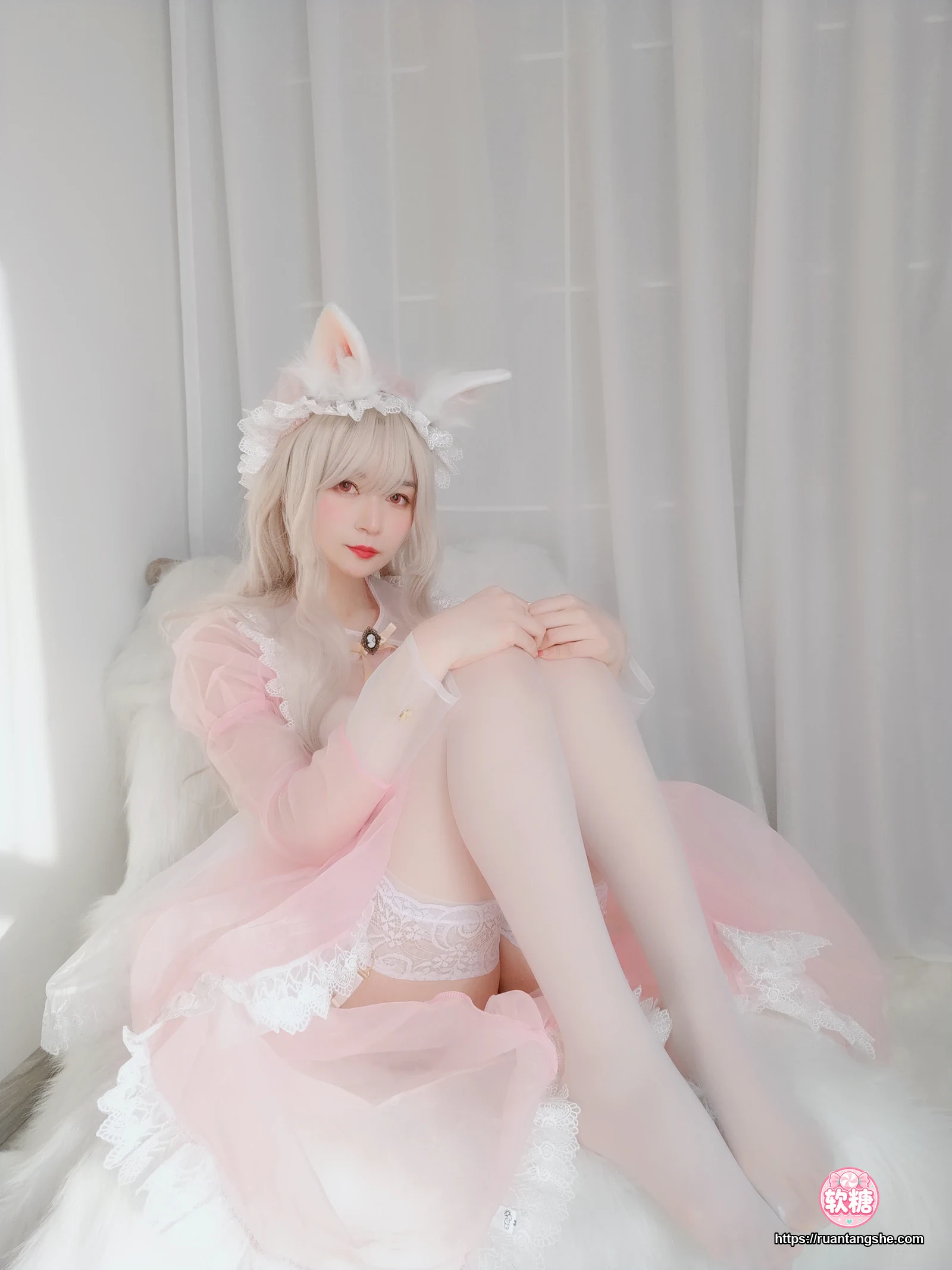 白银81 白银81 NO.023 - 女仆小兔子