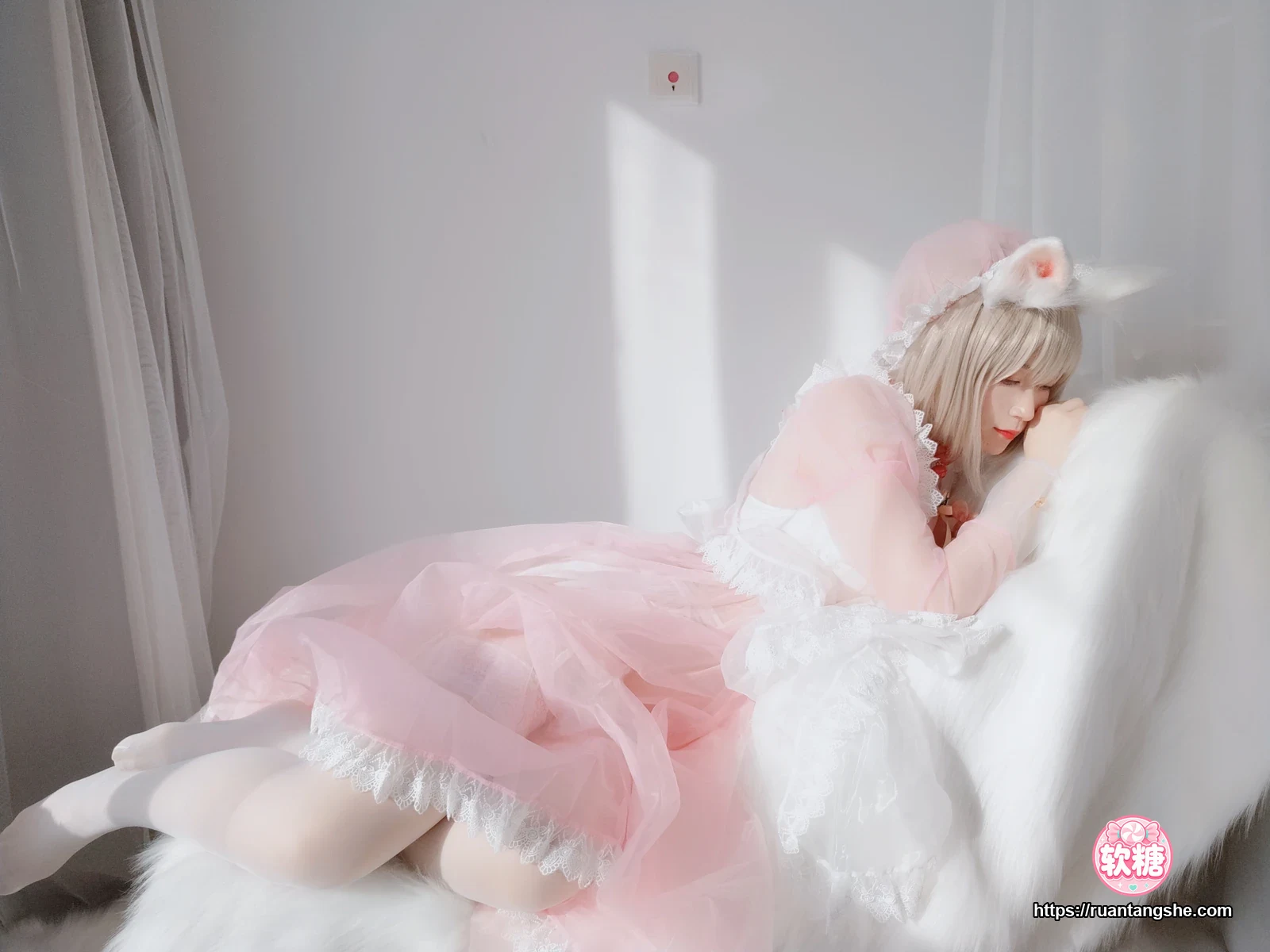 白银81 白银81 NO.023 - 女仆小兔子