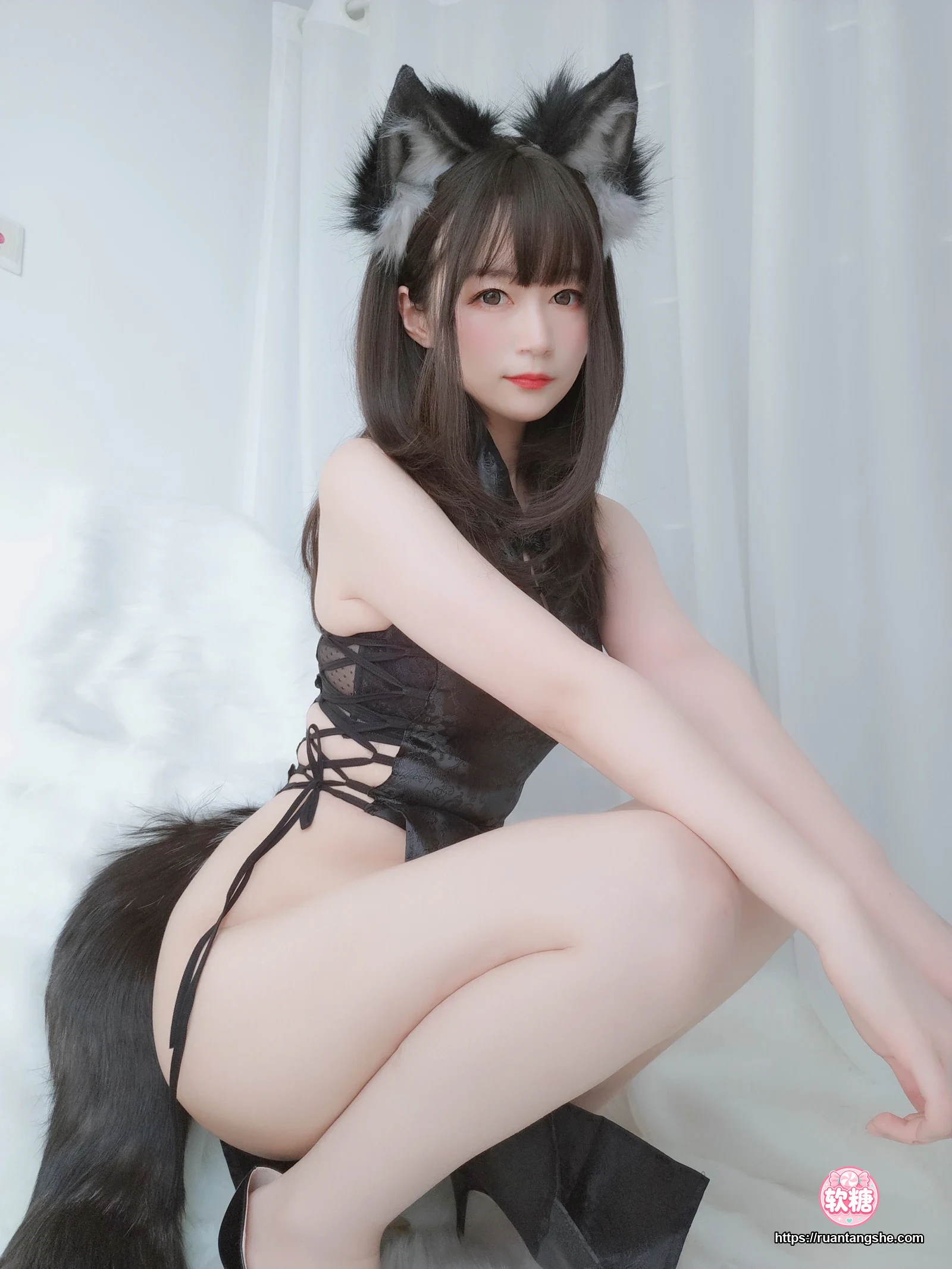 白银81 白银81 NO.027 - 小黑狼
